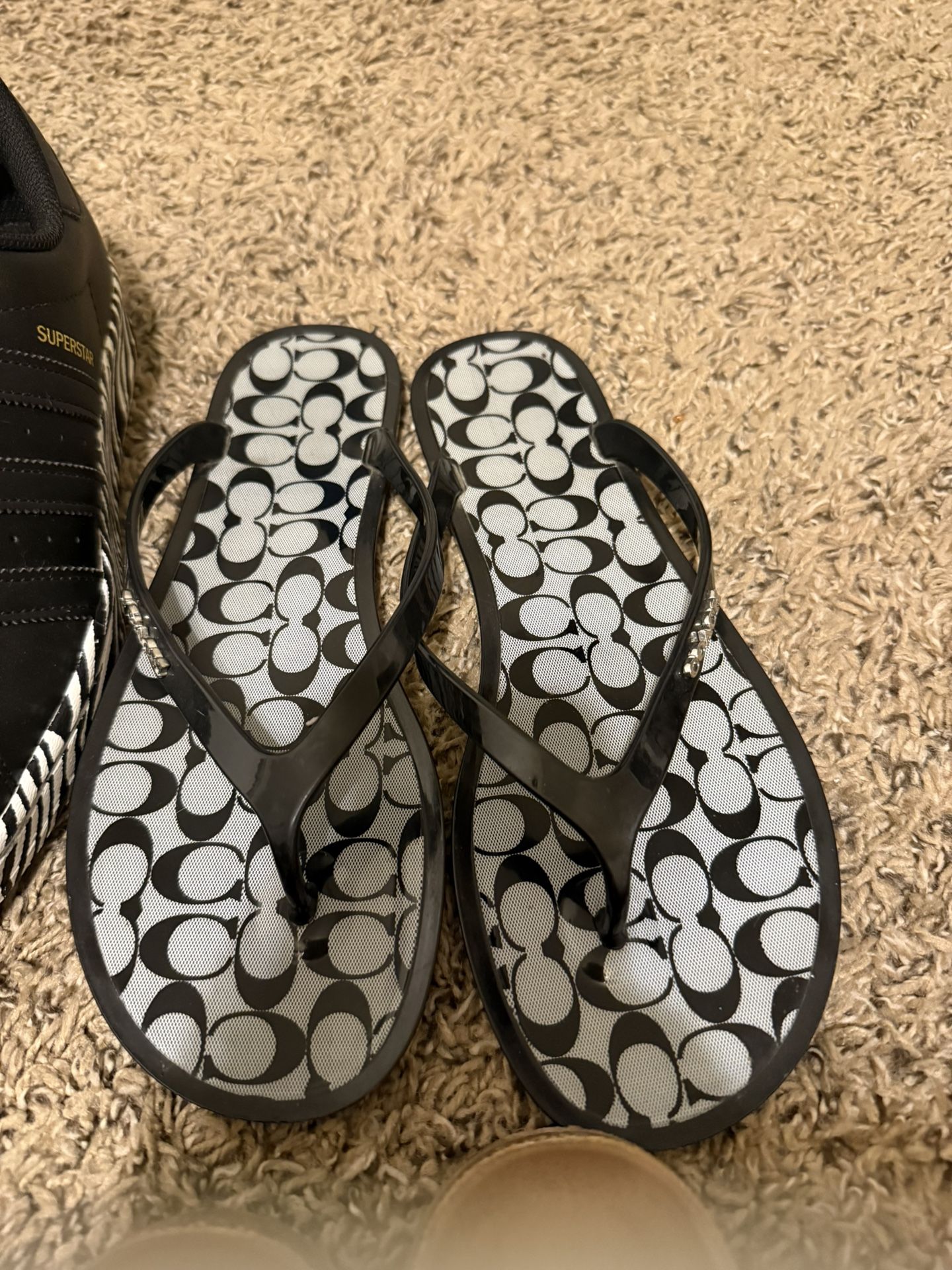 Coach Size 8 Sandals Flip Flops Like New