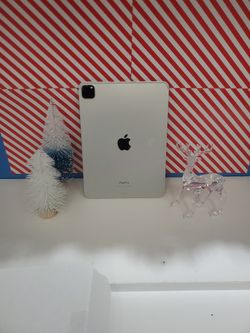 Apple IPad Pro 11 Inch 4th Gen With M2 Chip Tablet - Pay $5 To take It home And pay The rest Later 