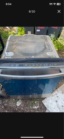 Dish washer