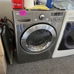 LG GAS DRYER GRAPHITE STEEL WITH STEAM