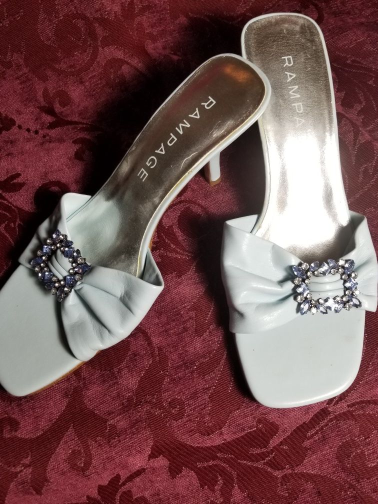 elegant dressing sandals new size 7 + 1/2