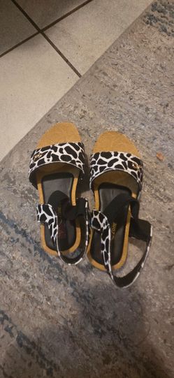Footzone sandals for baby girls