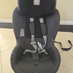 Peg-Perego Car Seat