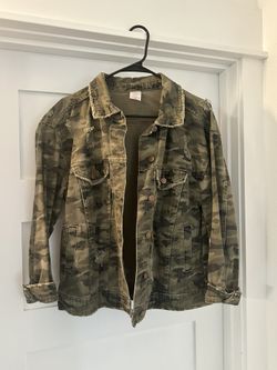 Women’s Distressed Denim Jacket