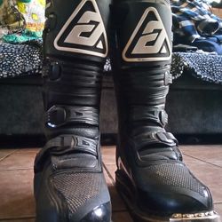 Men’s Size 7 Dirt Bike Boots