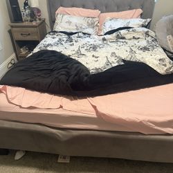 BED FRAME AND MATTRESS 