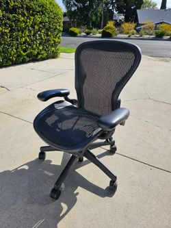 Herman Miller Aeron Office Chair