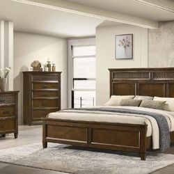 Queen Size 4-pc Bedroom Set CloseOut Sale