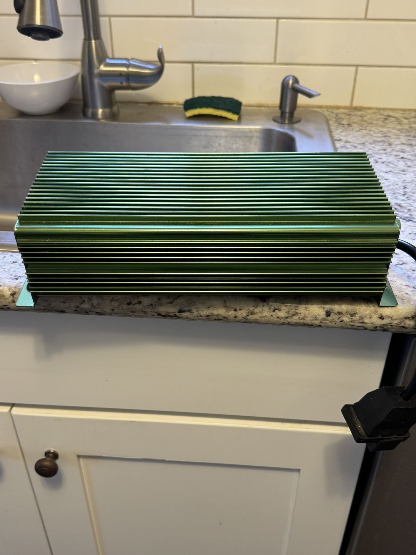 Galaxy Grow Amp