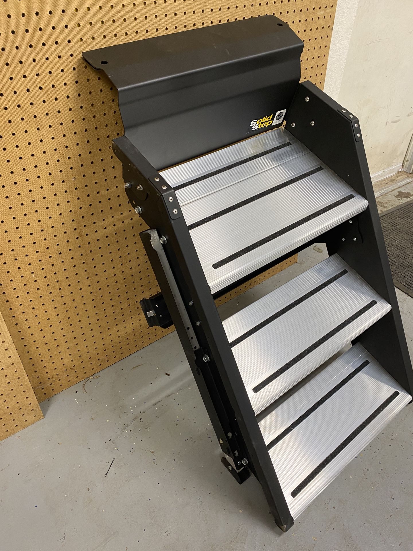 Lippert Components 791572 Solid Step Triple RV Travel Trailer w/install