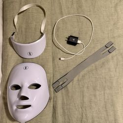 Red Light Therapy Face Mask