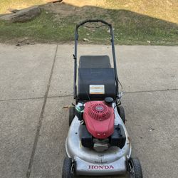 Honda Lawn Mower 