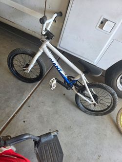 Kid bikes