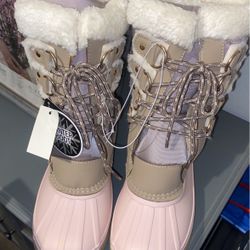 Girls Size 5 Boots Nwt