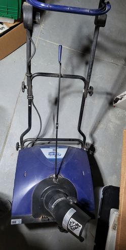 Snow Joe Electric Snow Thrower