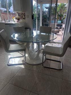 Round Glass Dining Table with 4 Chairs