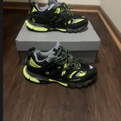 Balenciaga Track