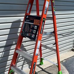 Louisville Ladder L-3080-06 – 6’ Fiberglass Pro Ladder