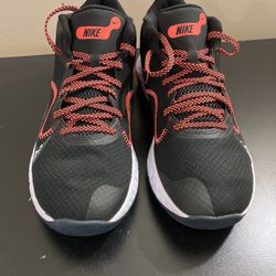 Men’s Nike Renew Elevate Size 11