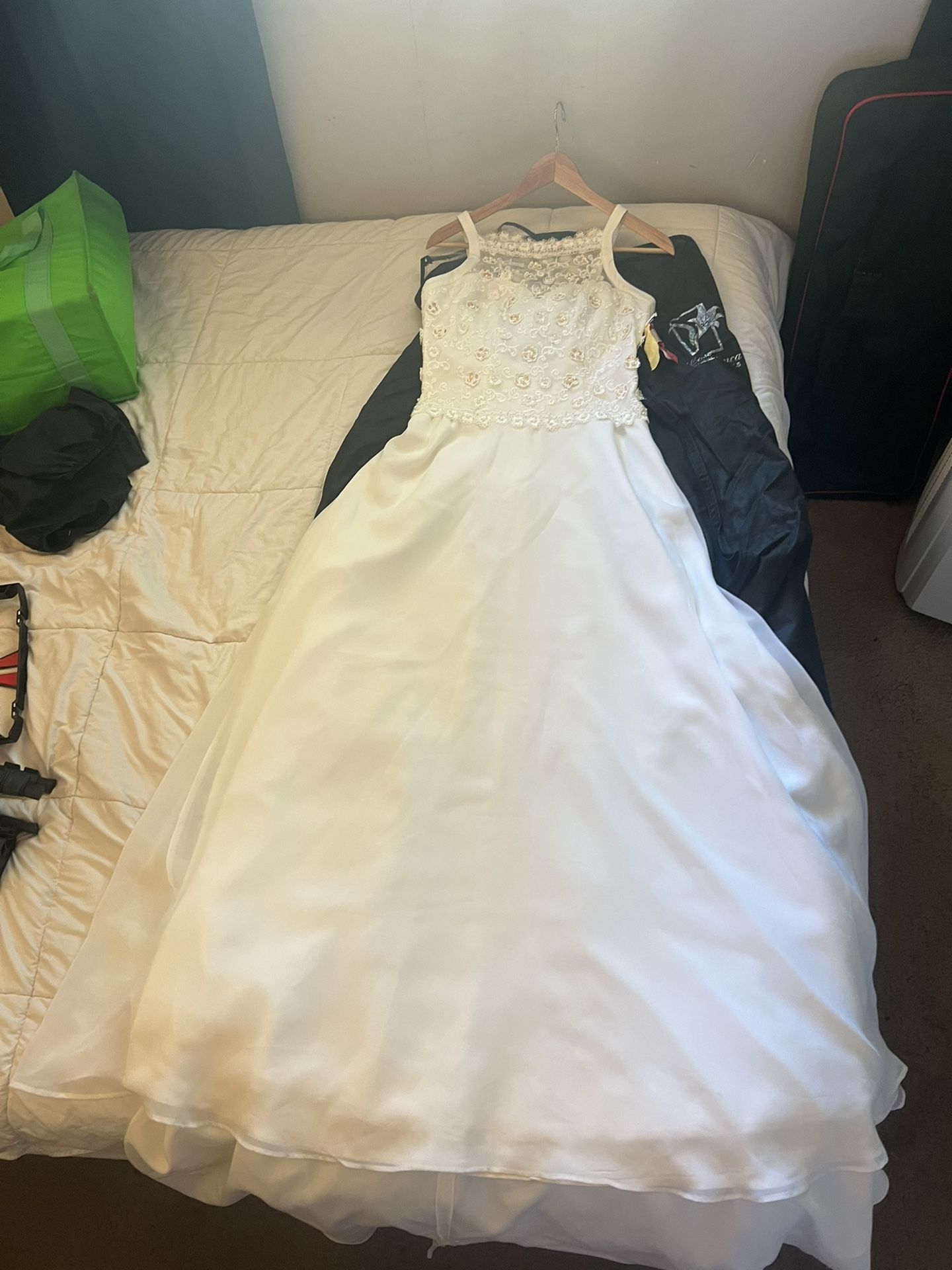 Wedding Dress From Casablanca In Hawaii