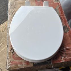 Kohler Toilet Seat - Round