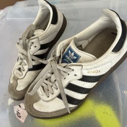 Shoes Adidas 