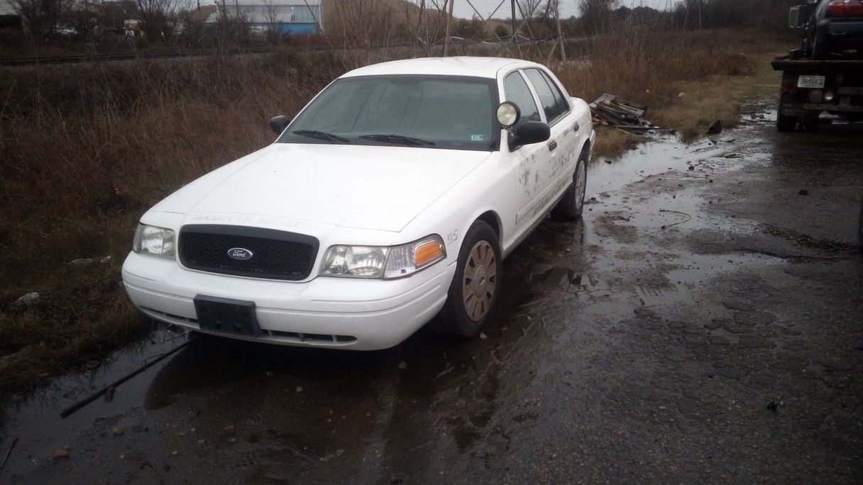 2010 crown Vic