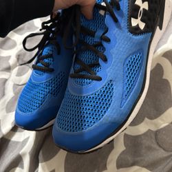 NEW  Under Armour Gym Shoes 11.5