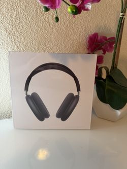 Brand New Sealed AirPod Max - Midnight 