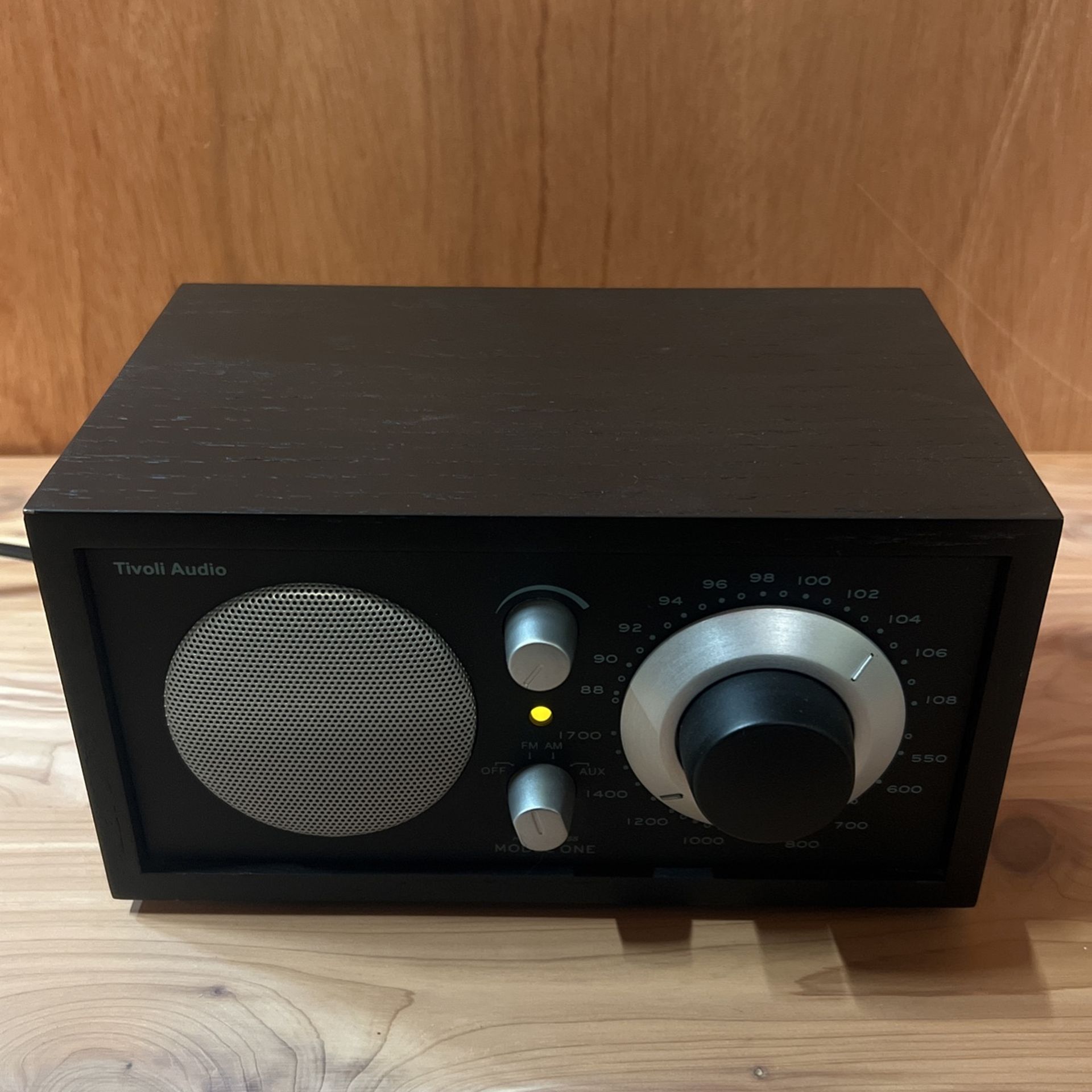 Tivoli Audio Model One Bluetooth Am/fm Radio