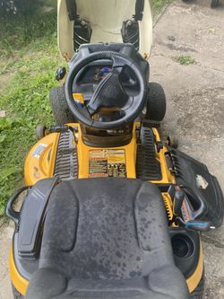 Cub cadet riding lawn mower