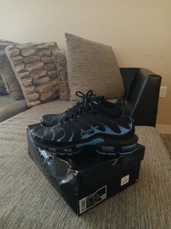 Black And Blue Nike Air Max