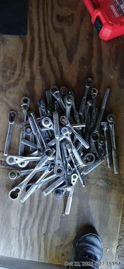 55 pcs + craftsman usa made ratchets. Non working