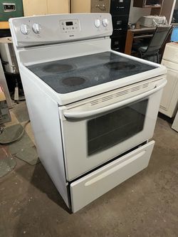 Kenmore electricstove installed