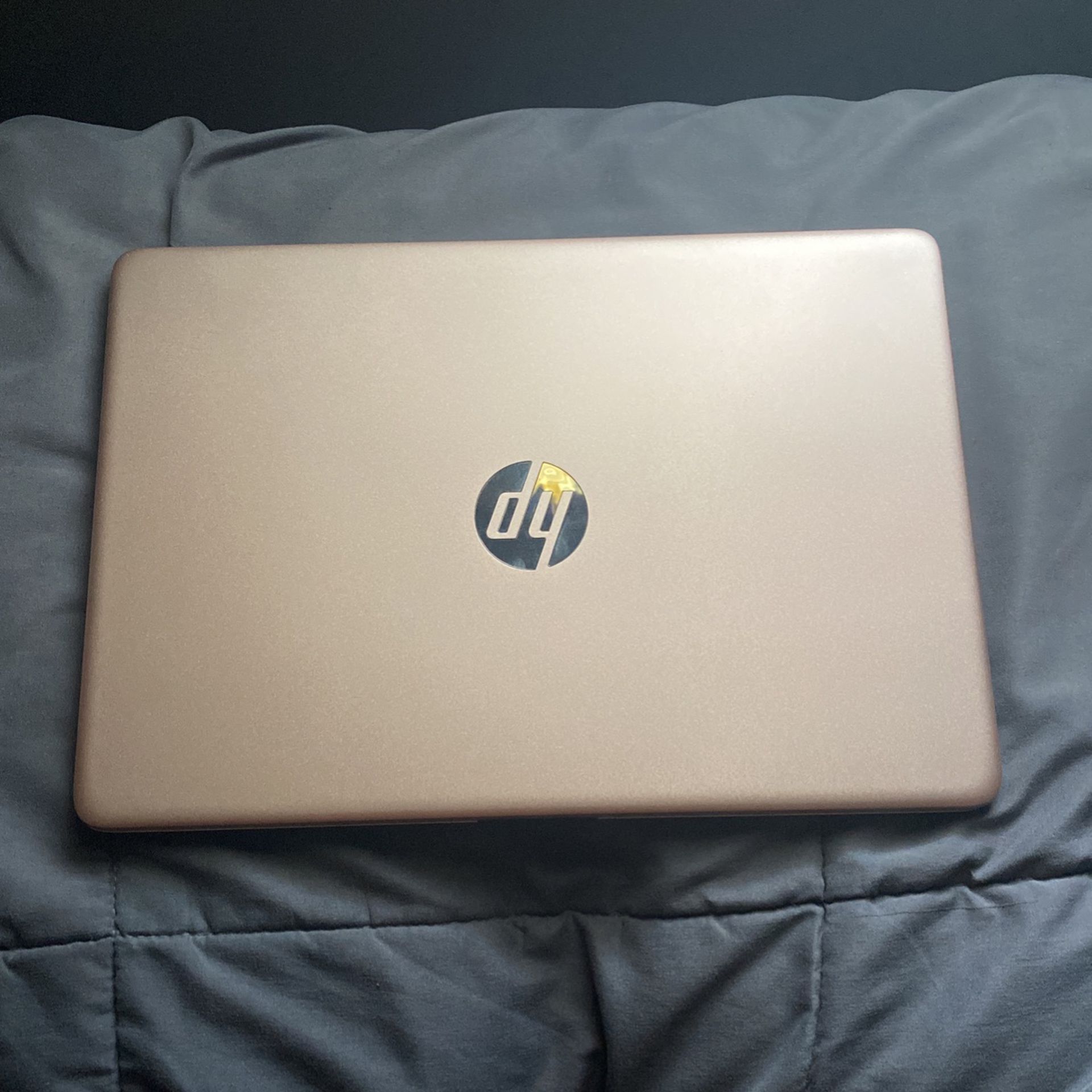 HP Laptop. Touch Screen. Rose Gold. 4k. 