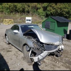 2002 Lexus SC430 FOR PARTS ONLY 