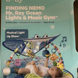 Finding Nemo Mr Ocean Lights & Music Gym