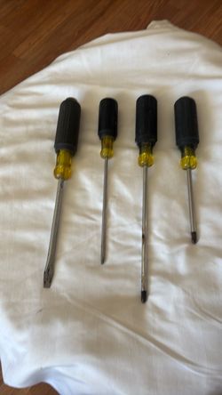 4 Kline screw drivers 2 flat 2 Philips