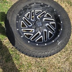 22" K2 Rims with 35" tires