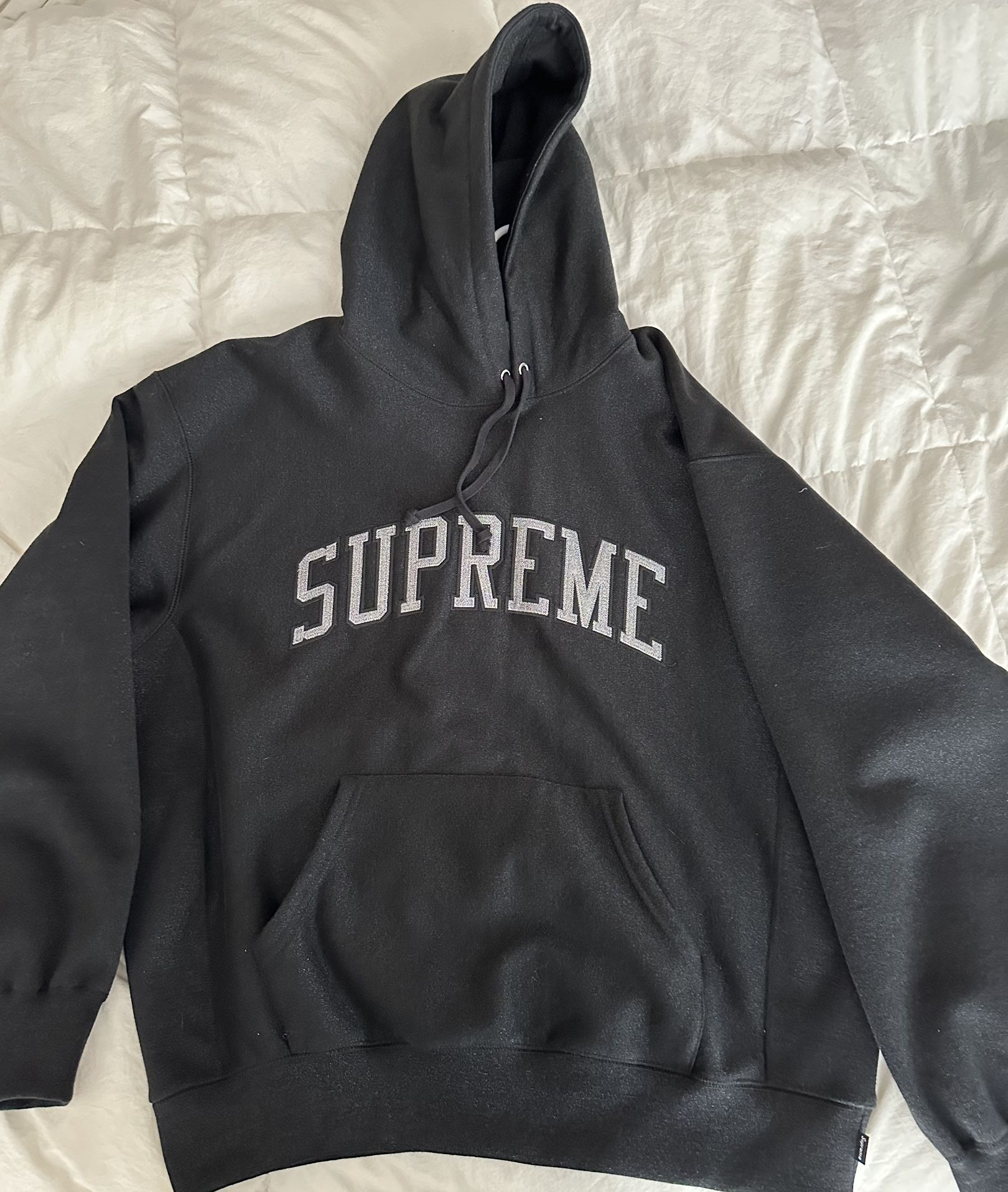 Supreme Hoodie