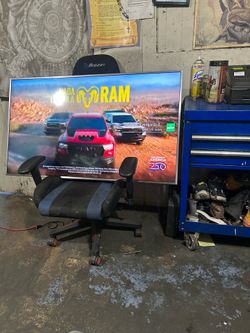65” Samsung tv great condition