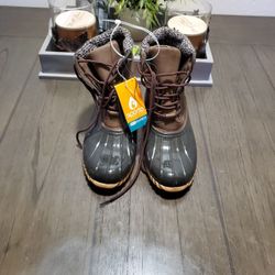 Women Rain Boots Size 7.5