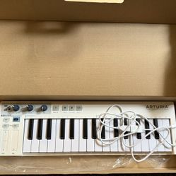 Arturia Keystep 32 MIDI Controller 