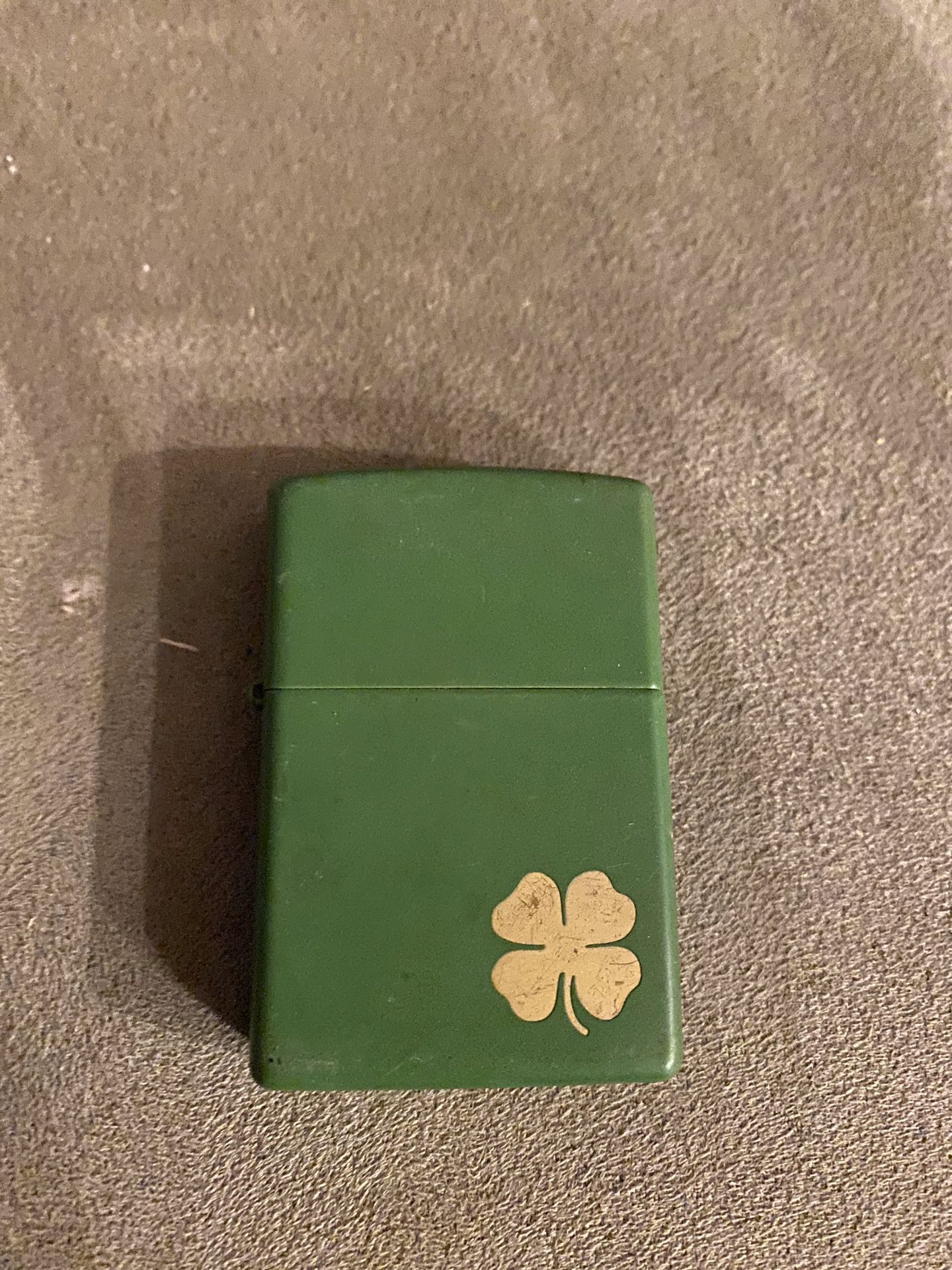 Irish Four leaf clover green vintage zippo