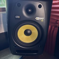 2 KRK Rokit 6 + Rokit 10 Subwoofer 600$