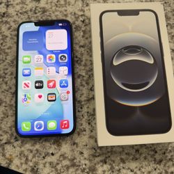 iPhone 16e 