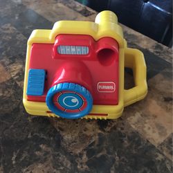 Vintage 1994 Playskool POP n' SHOOT Toy Camera- Polaroid