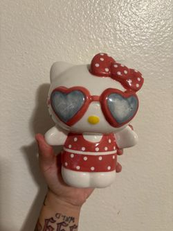 Hello Kitty Summer Figurine