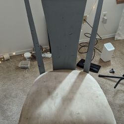 Free Chairs