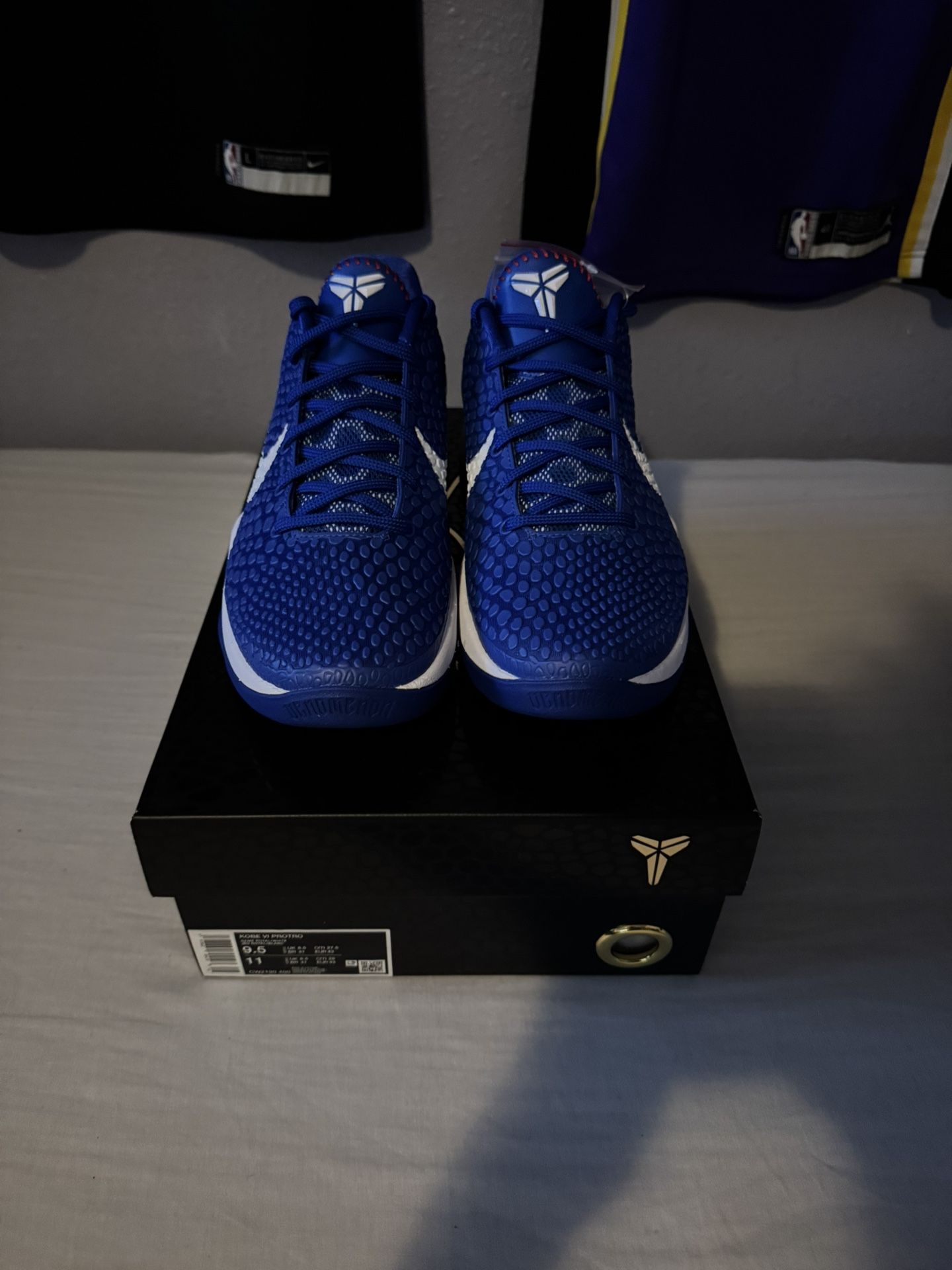 Kobe 6 Dodgers Size 9.5 